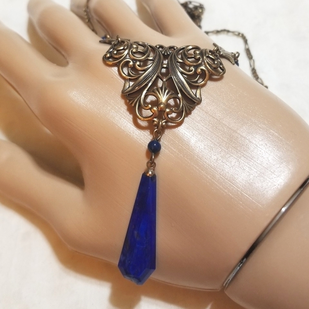 VICTORIAN Revival Sadie Green Lapis Glass Necklace